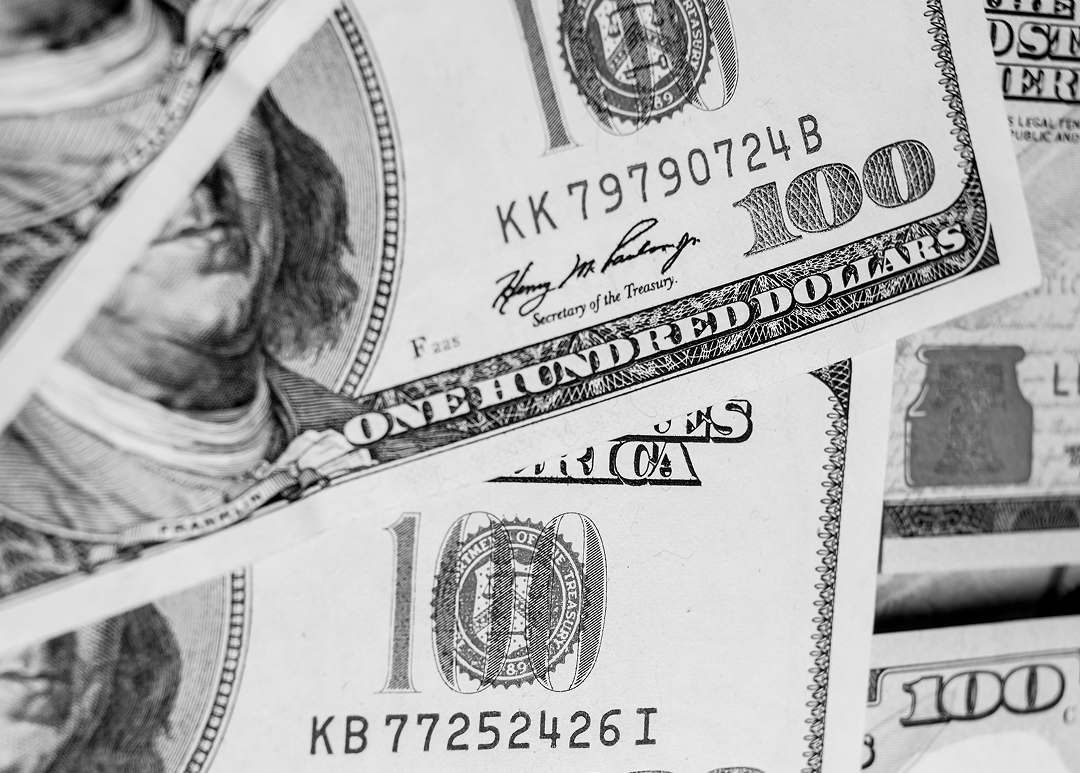 صورة توضيحية للمقال: هل الدولار ممنوع من الدخول إلى لبنان؟