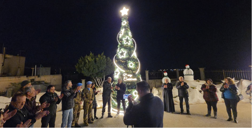 الميلاد في القرى الحدودية: نورٌ يبدد ظلمة الحرب